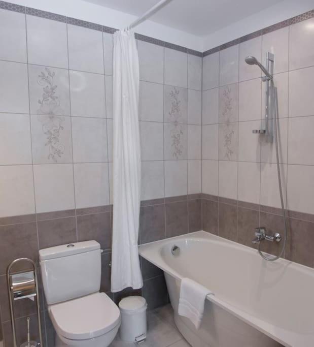 Dzintari Apartment Jūrkalne Exterior foto